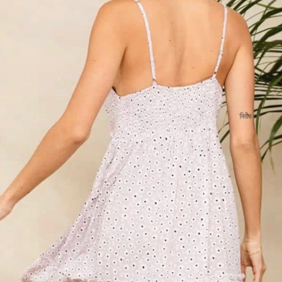 SLEEVELESS FLORAL V-NECK MINI DRESS - Picture 3 of 5